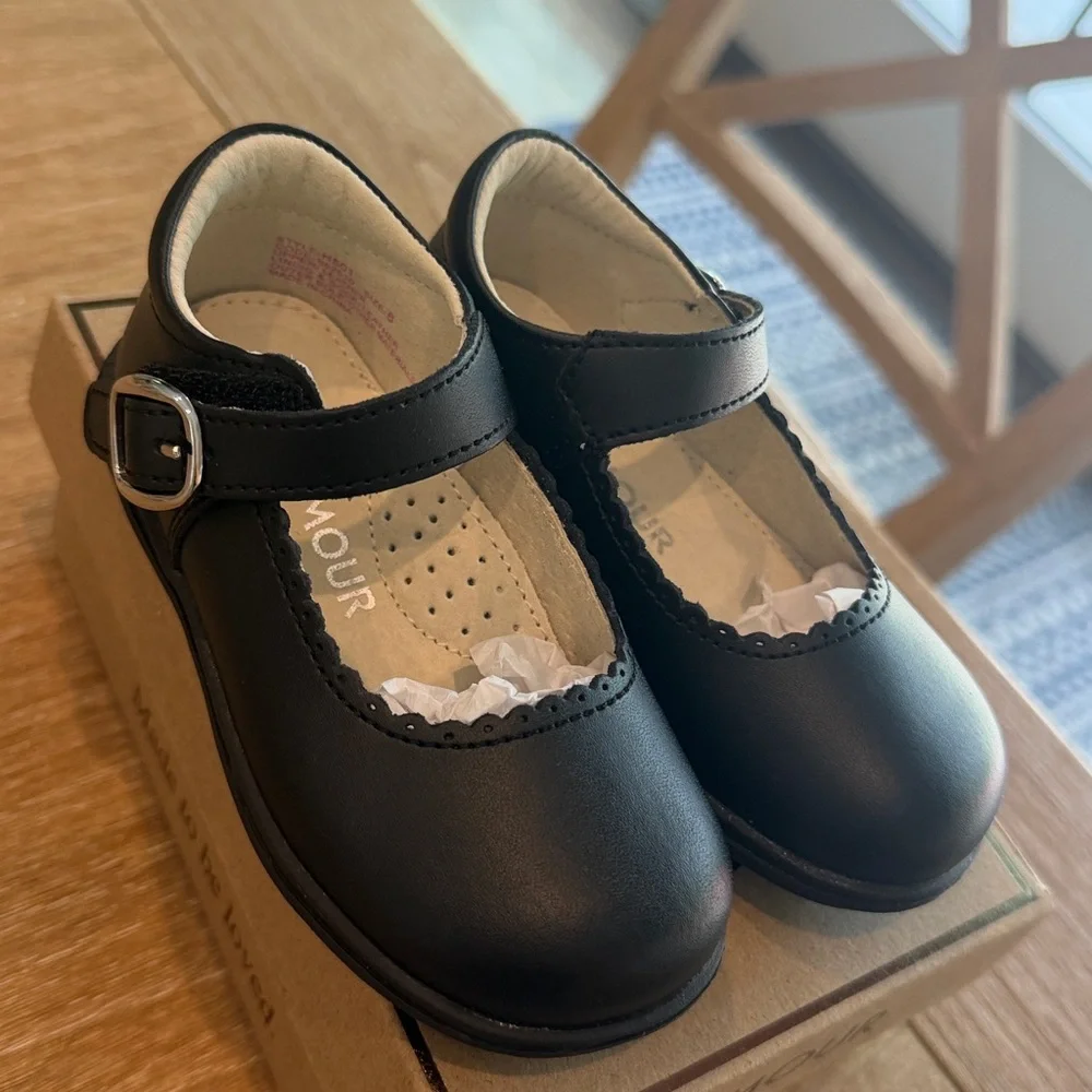 L’Amour black Maryjane shoes in size 6.  Never worn new in box.